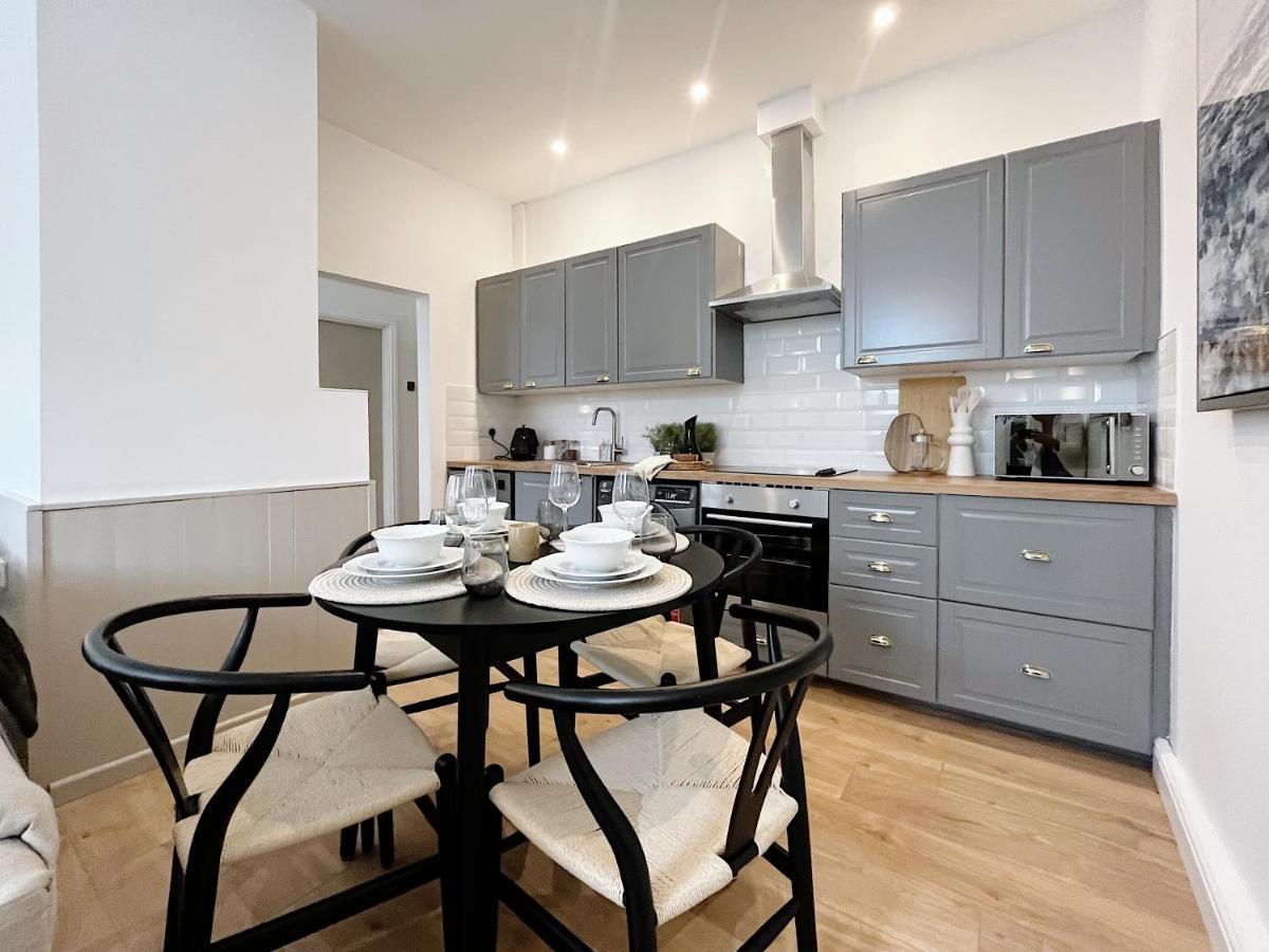 Todmorden Town Centre Apartment Exterior foto